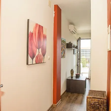Pacific - 1bd. Apt W/ Terrace, 5mins To Beach Apartment